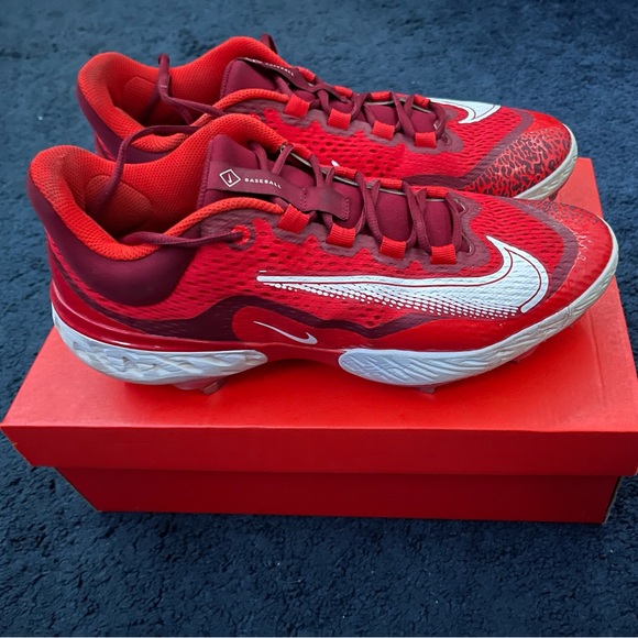 Alpha Huarache Elite 4 Low - Picture 2 of 7